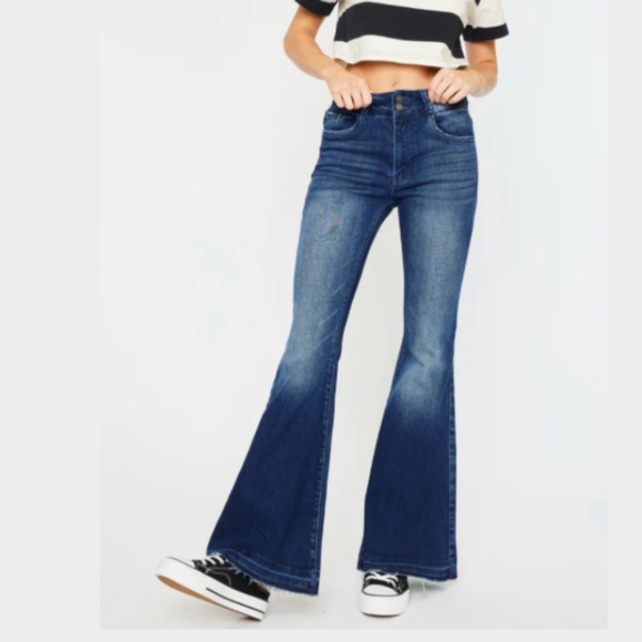 KanCan Denim - KanCan Kurvy Ultra High Rise Super Flare | 30